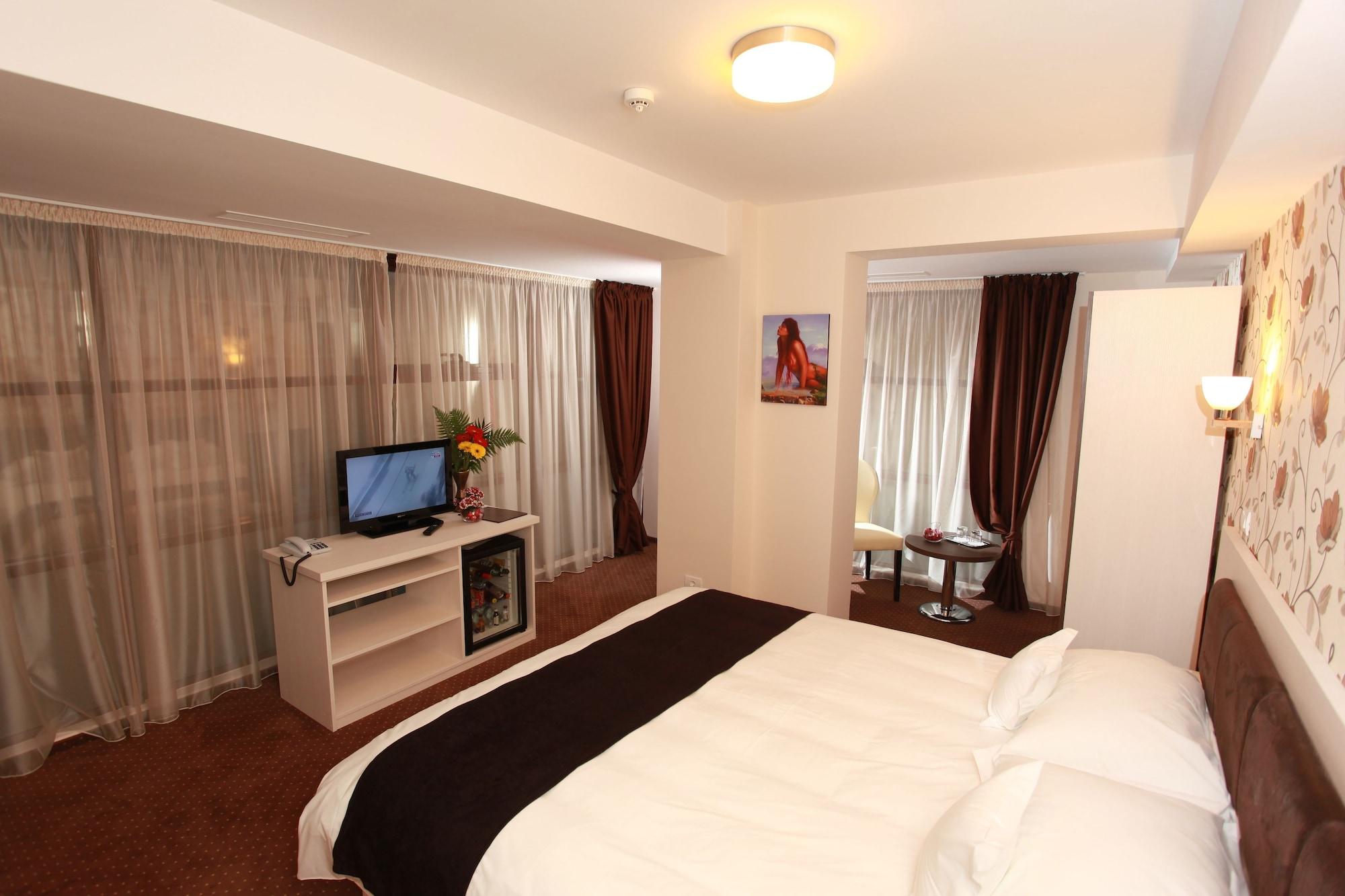 West Plaza Hotel Bucarest Exterior foto